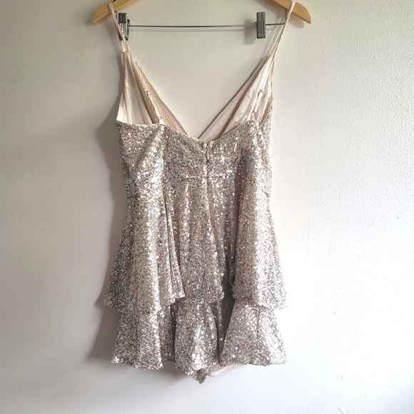 4Sienna,‎ Kamila Romper, "White" (Silver Sequin/Cream Lining), Size Small - Picture 5 of 9